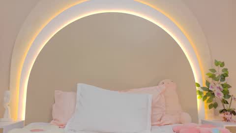 Snapshot of alicee_rodriguez chatting on 10/30/25, 07:14 alice online show from 10/30/25, 07:14