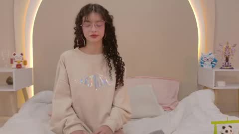 alice online show from 04/25/26, 06:05