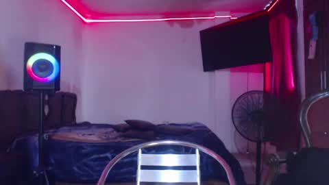 aliceesmiths online show from 12/29/24, 04:30