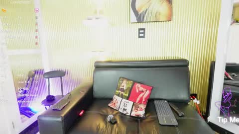 Allice online show from 05/28/26, 05:54