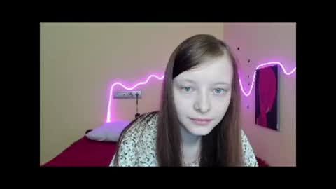 Alie online show from 09/24/25, 01:42