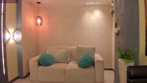 Alice online show from 10/11/25, 12:15