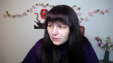 Snapshot of aliceinks chatting on 11/08/25, 08:14 AliceInks online show from 11/08/25, 08:14