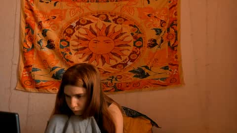 Alice online show from 04/01/26, 01:41