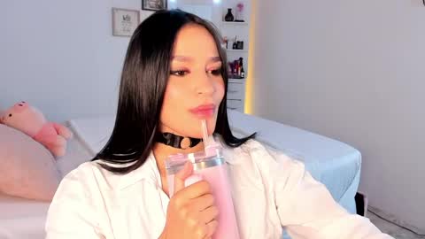 Snapshot of alicekiing_ chatting on 05/29/26, 03:48 ALICEKIING online show from 05/29/26, 03:48