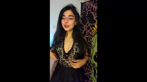 Alicekingdom online show from 01/11/26, 12:26