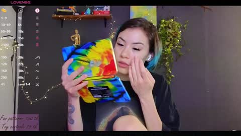 Alice  vacation  online show from 12/22/24, 05:45