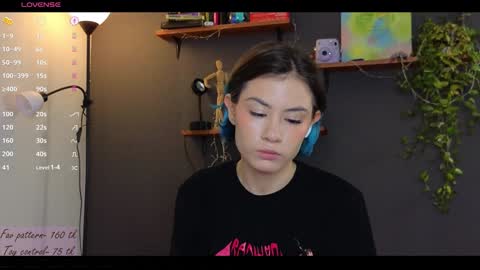 Alice  vacation  online show from 01/04/25, 10:02