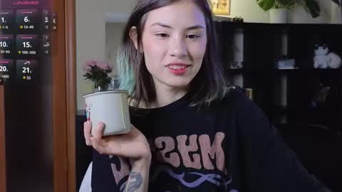 Alice  vacation  online show from 09/14/25, 04:50