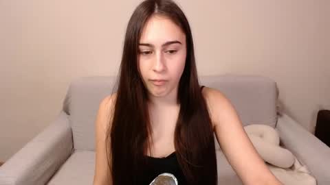 alicekollt online show from 12/29/24, 12:09