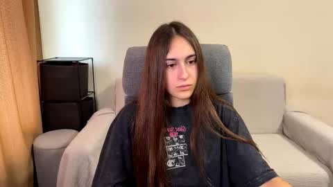 alicekollt online show from 11/06/25, 10:16