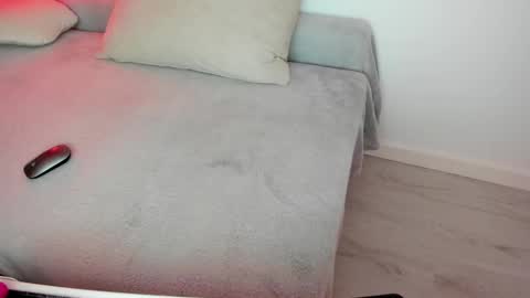 AliceLevine online show from 03/05/25, 08:21