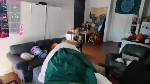 Snapshot of aliceliddell710 chatting on 10/15/25, 05:24 Alice Liddell online show from 10/15/25, 05:24