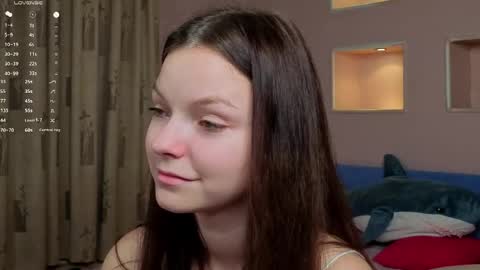 u can name me Alice online show from 04/15/26, 07:58