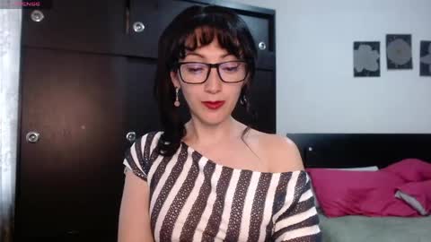 alicelove75 online show from 06/01/26, 10:00