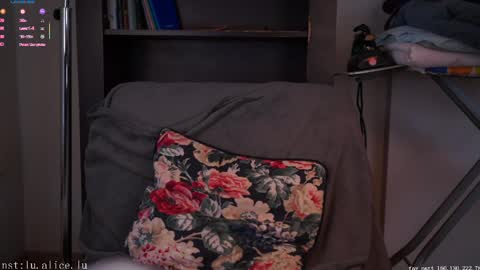 Elle online show from 04/12/26, 05:34