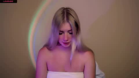 Alice online show from 10/28/25, 03:14