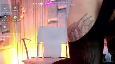 alicenoir_ online show from 05/02/26, 11:21