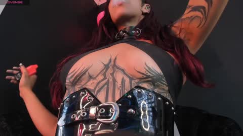 Snapshot of alicepoixxxon chatting on 12/22/24, 06:26 ALICE online show from 12/22/24, 06:26