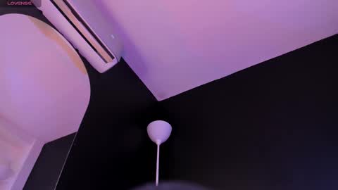 Snapshot of alicepoixxxon chatting on 02/09/25, 05:22 ALICE online show from 02/09/25, 05:22