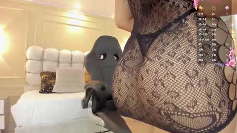          online show from 03/11/26, 12:44