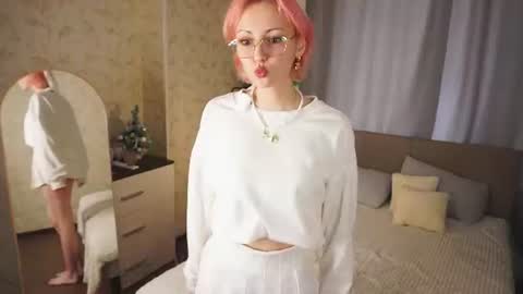Milly online show from 07/13/26, 06:27