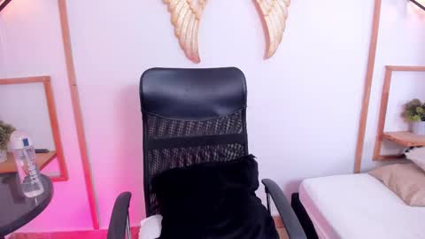 Snapshot of alicesweet10 chatting on 09/10/25, 04:12 Alice online show from 09/10/25, 04:12