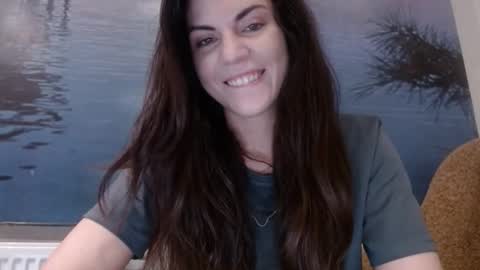 AliceTailorrr online show from 10/26/25, 10:47