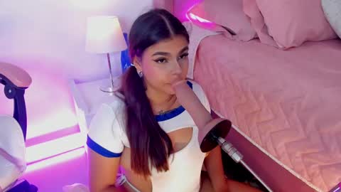 A L I C E  T H U N D E R online show from 10/02/25, 04:41