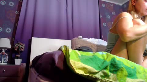 alicewetsquirt online show from 03/08/25, 06:47