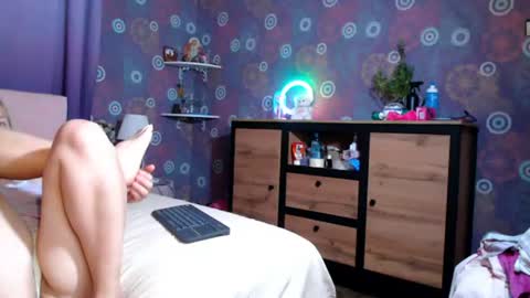 alicewetsquirt online show from 07/23/26, 08:07