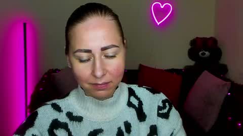 Snapshot of alicewonderkiss chatting on 03/27/26, 08:26 Alice online show from 03/27/26, 08:26