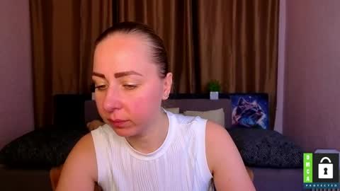 Snapshot of alicewonderkiss chatting on 04/03/26, 11:30 Alice online show from 04/03/26, 11:30