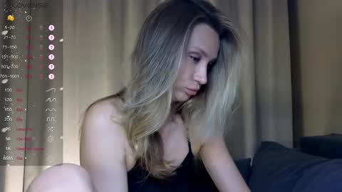 Snapshot of alicewonders_ chatting on 05/10/26, 07:30 Alice online show from 05/10/26, 07:30