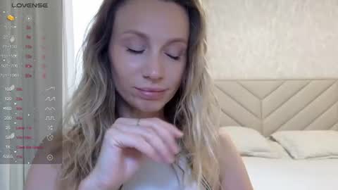 Snapshot of alicewonders_ chatting on 07/14/26, 08:19 Alice online show from 07/14/26, 08:19