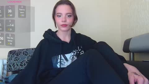 AliceWoolfy online show from 01/19/25, 12:50