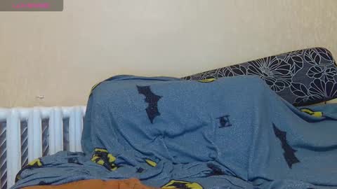 Snapshot of alicewoolfy chatting on 09/25/25, 09:07 AliceWoolfy online show from 09/25/25, 09:07