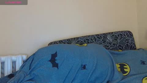 Snapshot of alicewoolfy chatting on 10/23/25, 09:57 AliceWoolfy online show from 10/23/25, 09:57