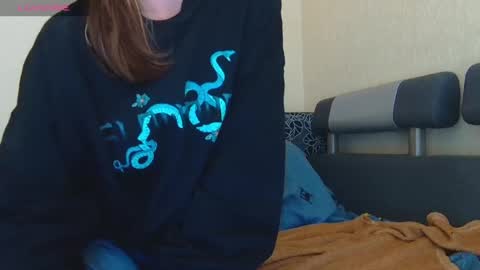 AliceWoolfy online show from 04/12/26, 03:00