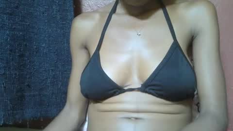 alicia253177 online show from 02/06/25, 10:48