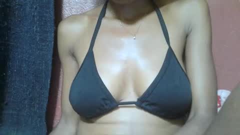 Snapshot of alicia253177 chatting on 02/21/25, 03:34 alicia253177 online show from 02/21/25, 03:34