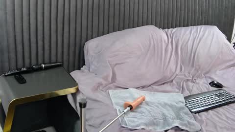 alicia beggs online show from 03/12/25, 09:13