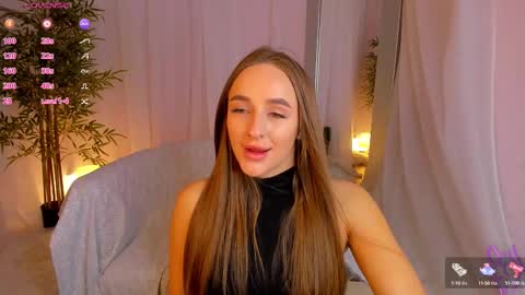 Mia online show from 09/23/25, 02:03