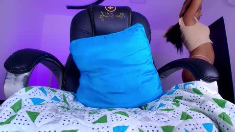 Alicia Kyse  online show from 02/14/26, 03:25