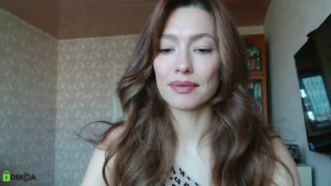 Snapshot of alicia_savory chatting on 09/19/25, 04:25 Alicia online show from 09/19/25, 04:25