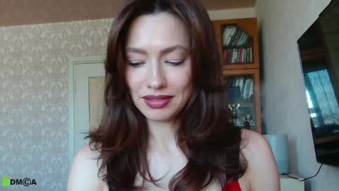 Alicia online show from 05/18/26, 05:57