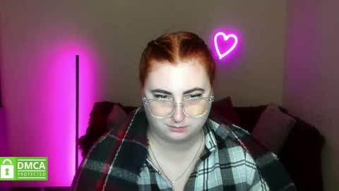 Snapshot of alicia_side_red chatting on 11/04/25, 06:23 Alicia online show from 11/04/25, 06:23