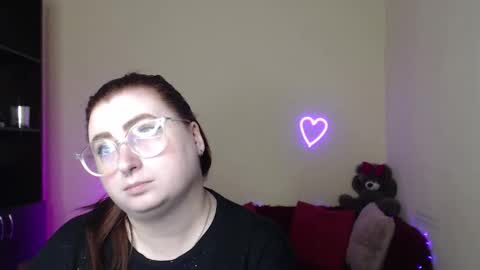 Alicia online show from 04/13/26, 11:27