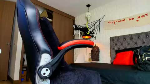 Ali online show from 10/21/25, 11:44