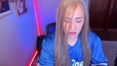 Jennyfer online show from 12/18/24, 06:46